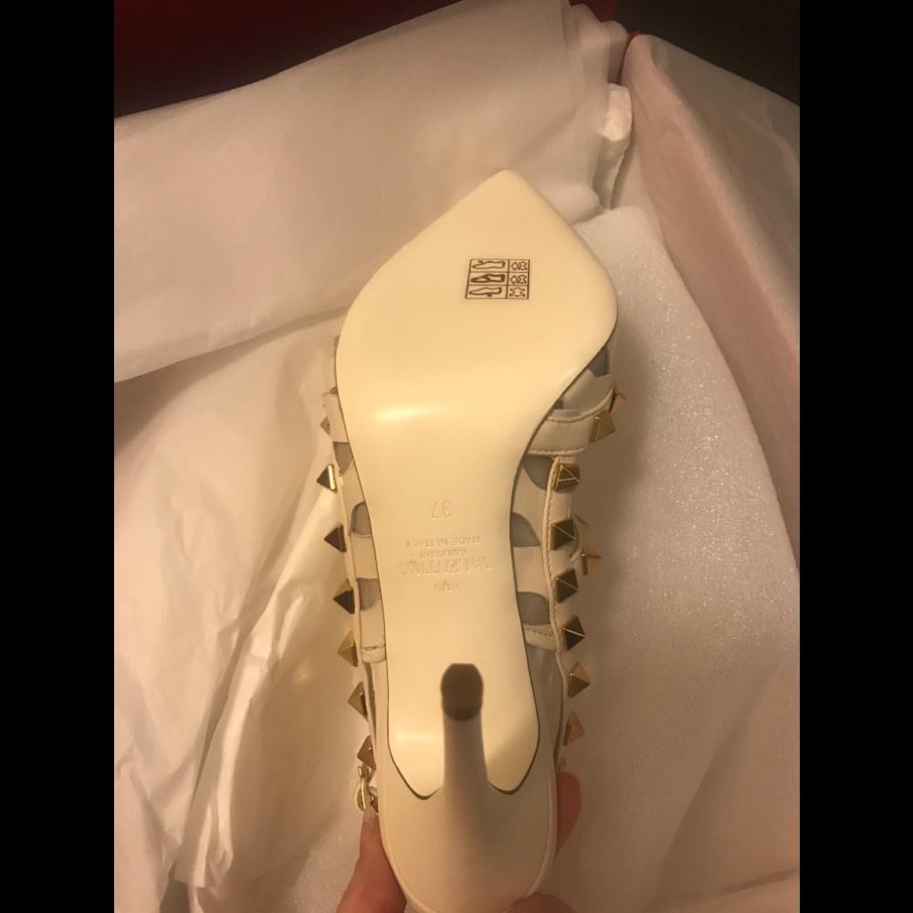 Authentic Valentino Rockstud leather cutout slingback pumps 37 - Picture 14 of 16